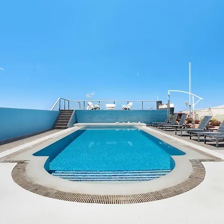 La Calabacera Casa Roja Con Piscina By Paramount Holidays Hébergement de vacances *