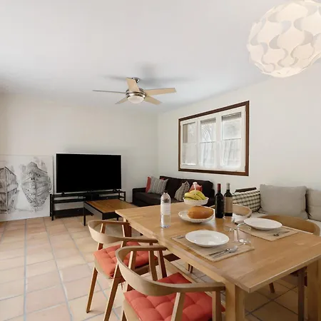 Holiday home La Calabacera Casa Roja Con Piscina By Paramount Holidays *