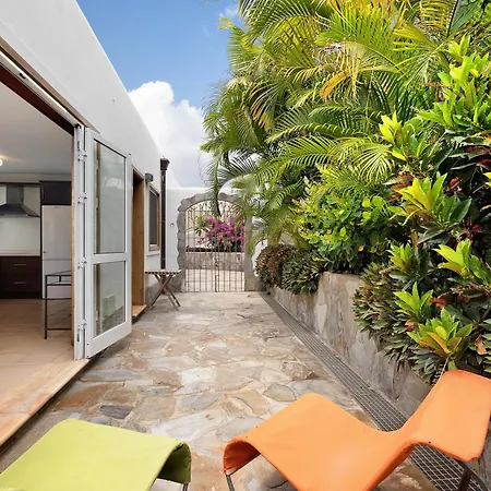 Сasa de vacaciones La Calabacera Casa Roja Con Piscina By Paramount Holidays